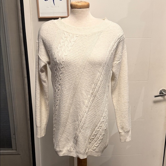 Reitmans Sweaters - Reitmans Women's Cable Knit Sweater - White